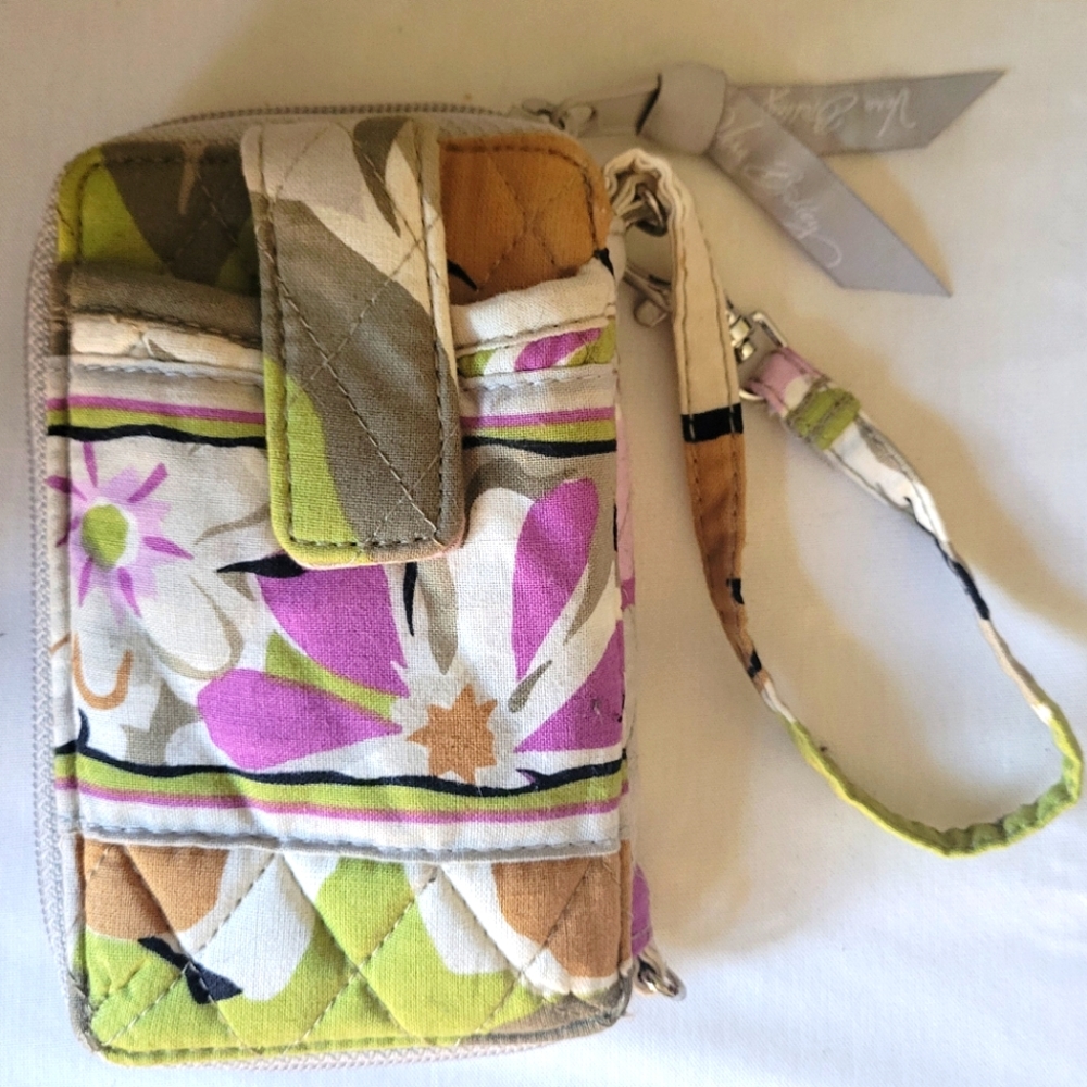 Vera bradley wristlet